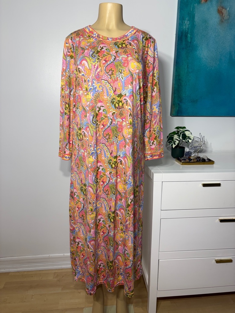 Women's Pink Paisley Long Sleeve Maxi Dress